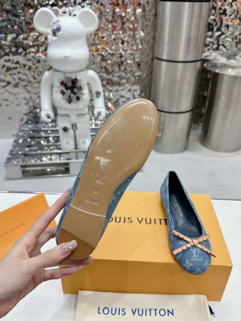 Louis Vuitton Flat Shoes